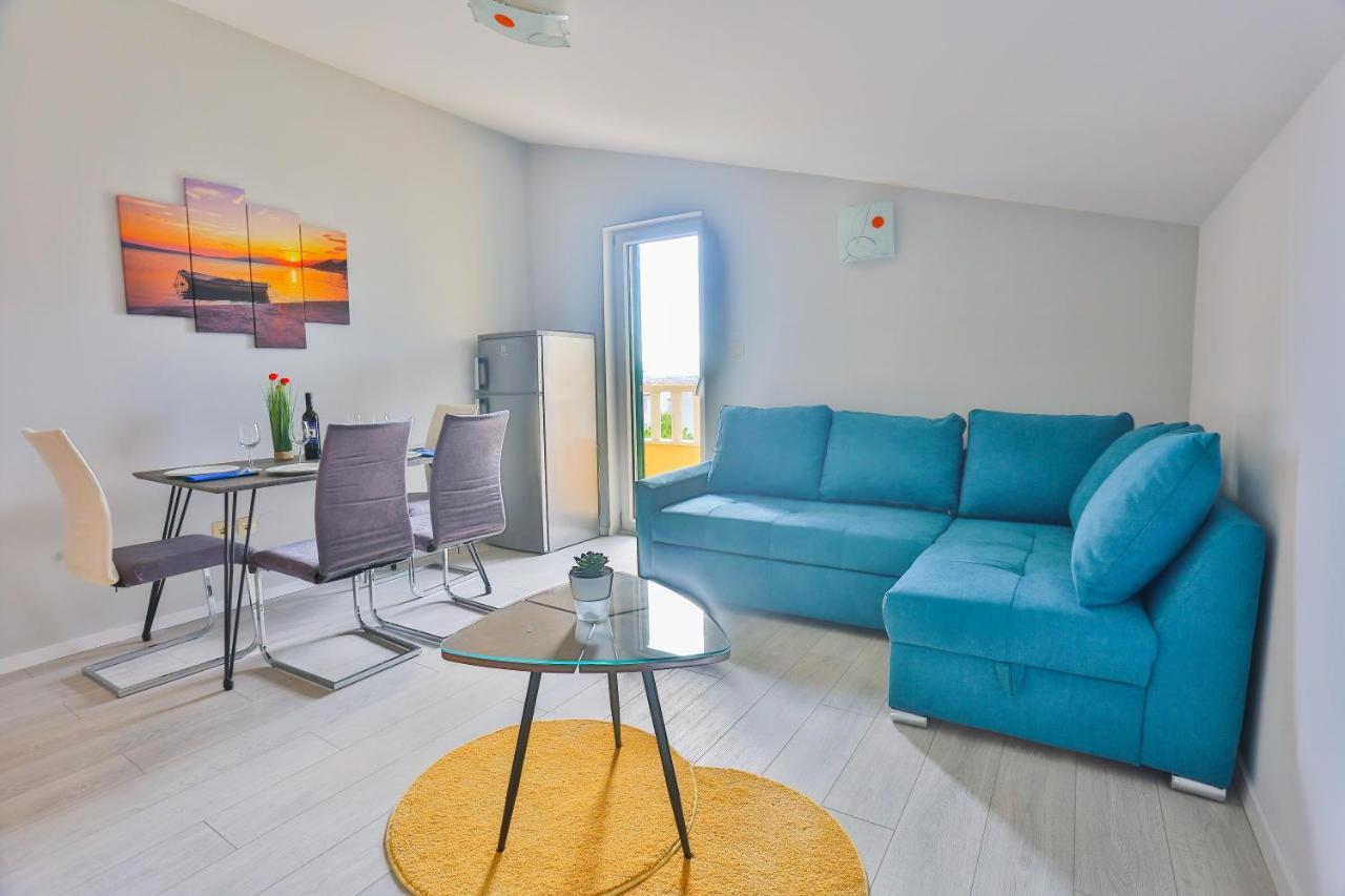 Apartments Maris Kastela Bagian luar foto