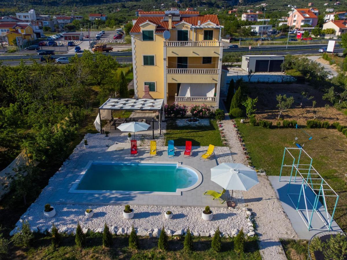 Apartments Maris Kastela Bagian luar foto