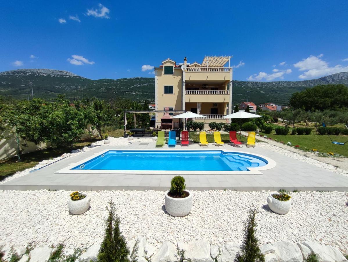 Apartments Maris Kastela Bagian luar foto